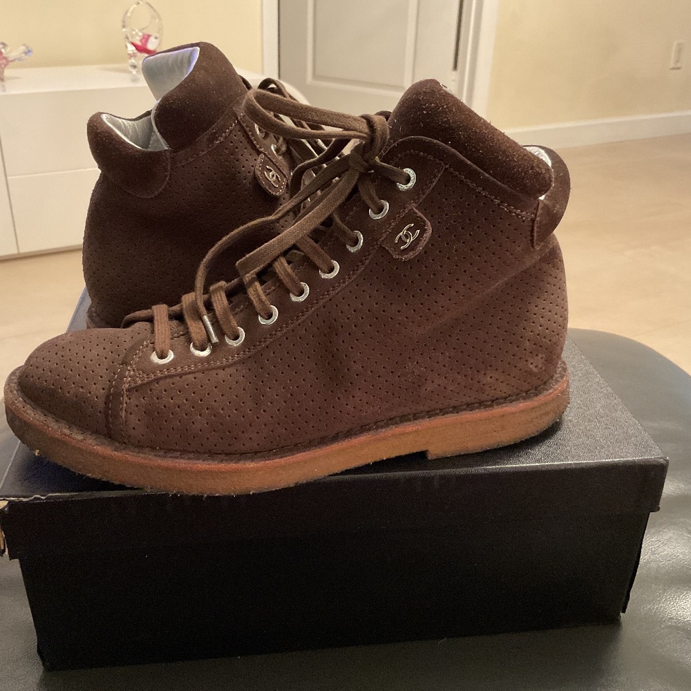 Authentic Chanel Suede Lace Up Booties CC Logo size 10.5 fits size 9 US.